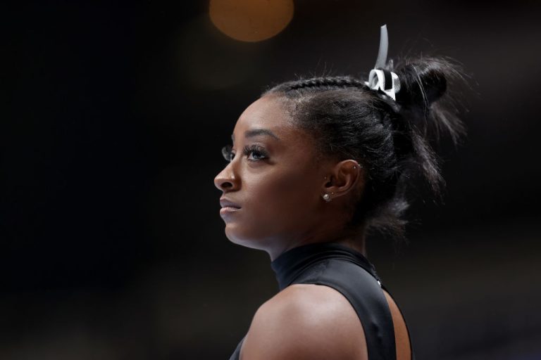 Simone Biles Says Viral Video Of Black Girl Ignored At Gymnastics Ceremony ‘Broke Her Heart’, Confirms She Sent Encouraging Words