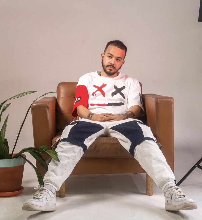 Discovering the Artistry of Fade Dresto: A Journey through “Vacillating” and “Suave”